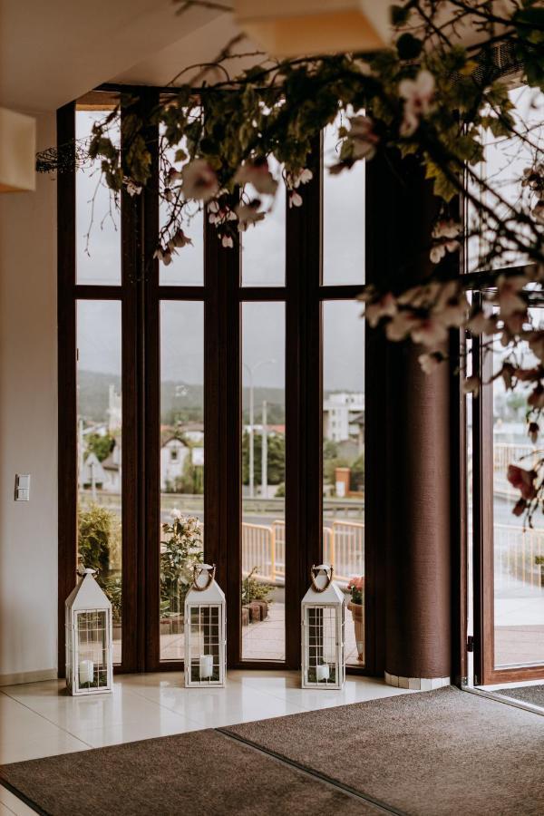 Hotel Magnolia Sitkowka-Nowiny Экстерьер фото